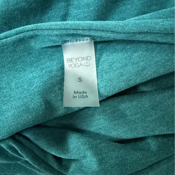 Featherweight At the Ready Square Neck Buttery Soft Midi Dress - Picture 5 of 6